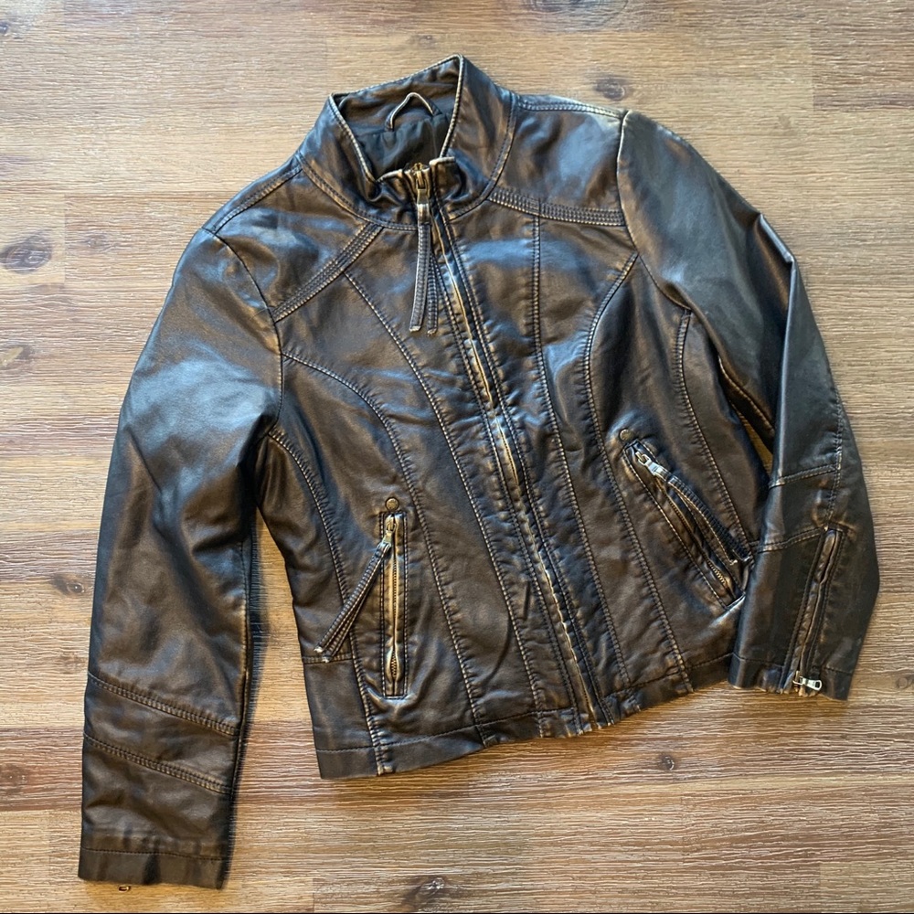 Girls Faux Leather Jacket w/ beautiful bronze tone